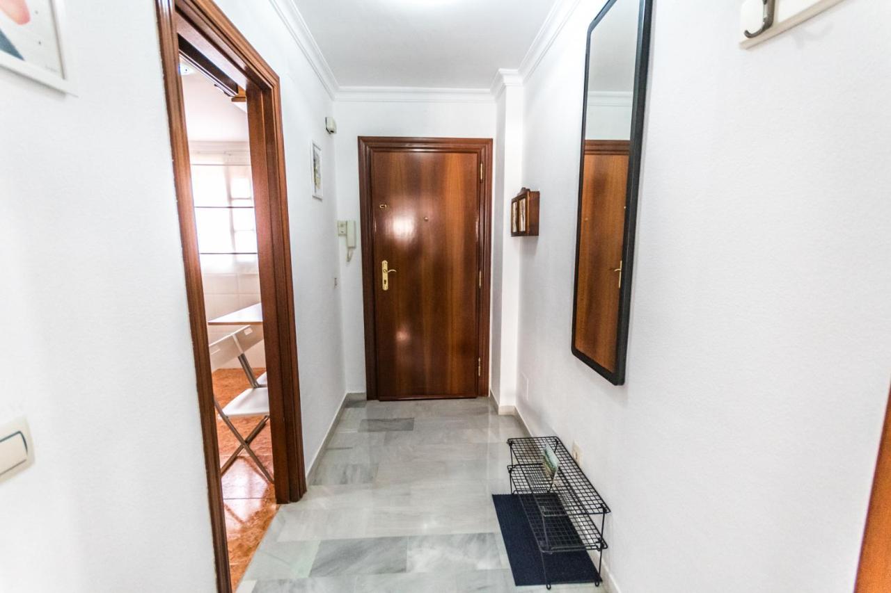 Apartamento Cubo's Apartamento Origen del Sur&Free Parking Málaga Exterior foto