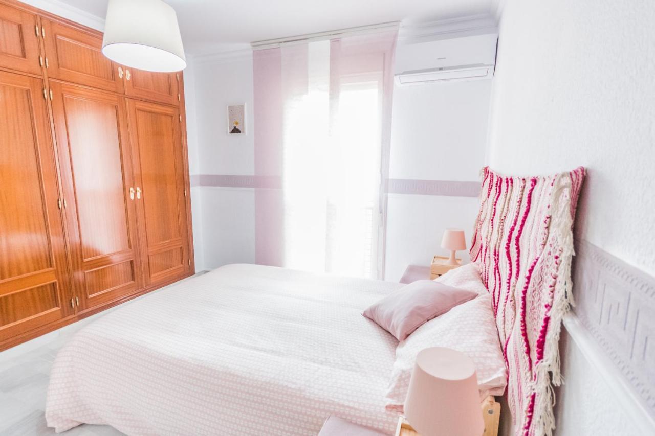 Apartamento Cubo's Apartamento Origen del Sur&Free Parking Málaga Exterior foto